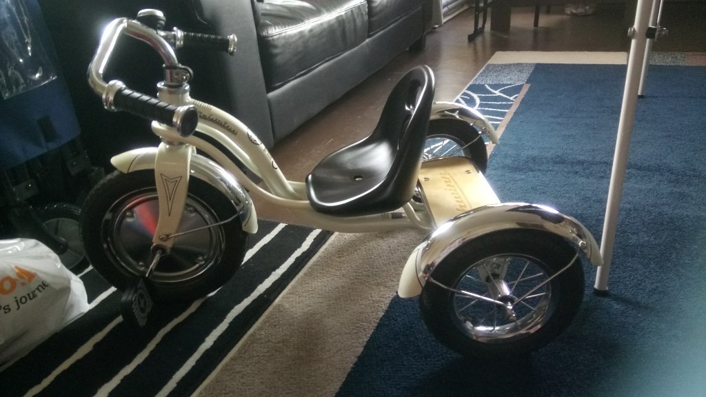 halfords tricycle